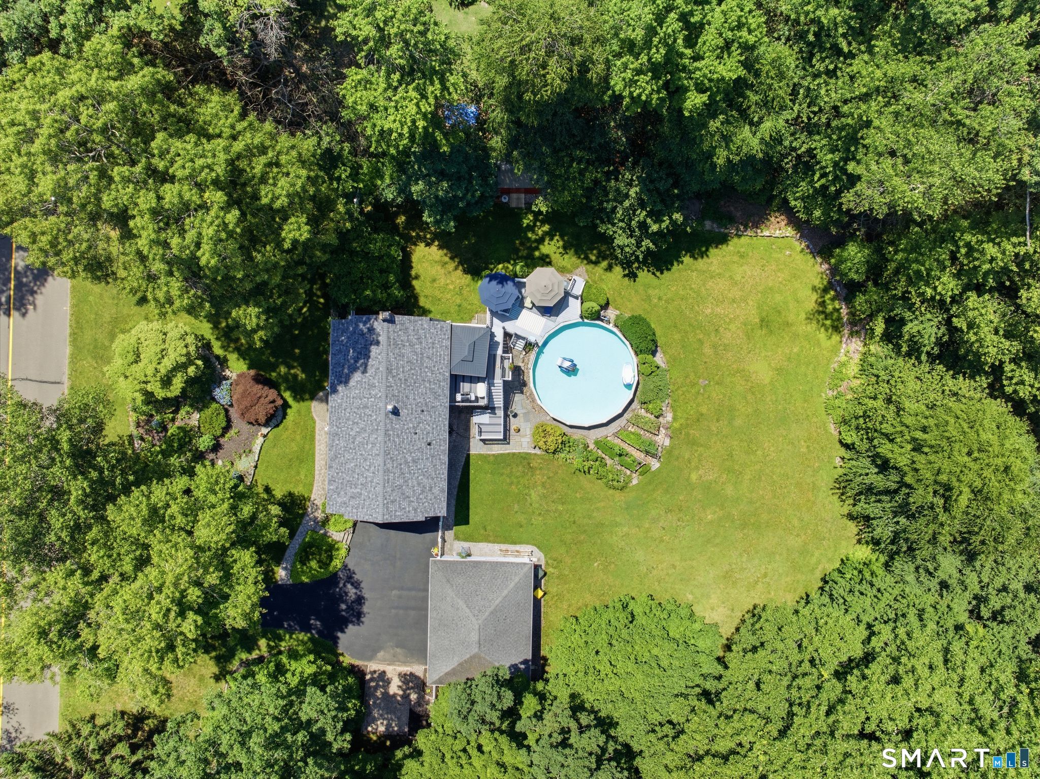 36 Oakwood Drive Oxford CT 06478