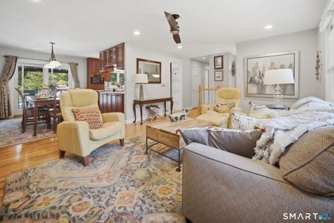36 Oakwood Drive Oxford CT 06478