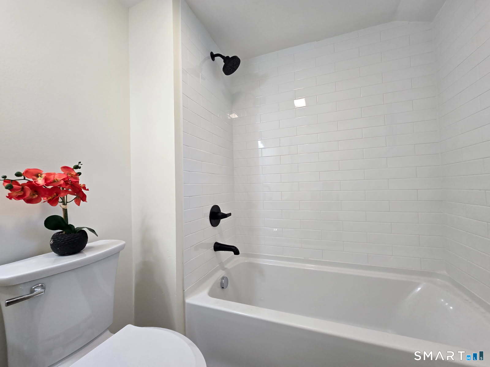 62 Benham Avenue Waterford CT 06375