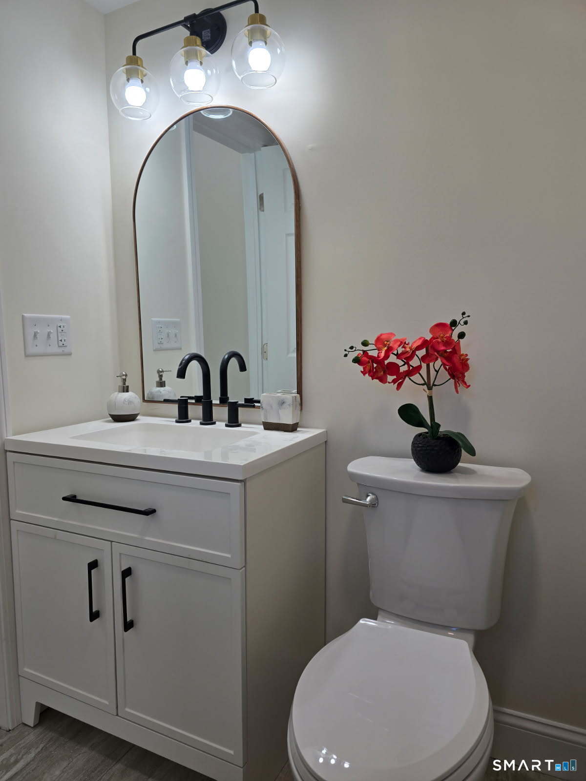 62 Benham Avenue Waterford CT 06375