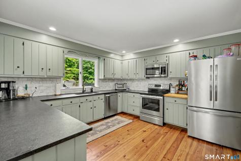 36 Sherry Lane New Milford CT 06776