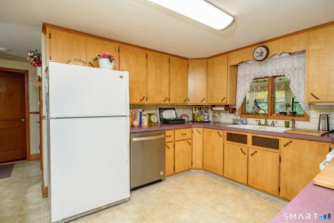 8 Norman Avenue Thompson CT 06277