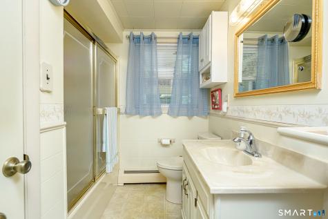 8 Norman Avenue Thompson CT 06277
