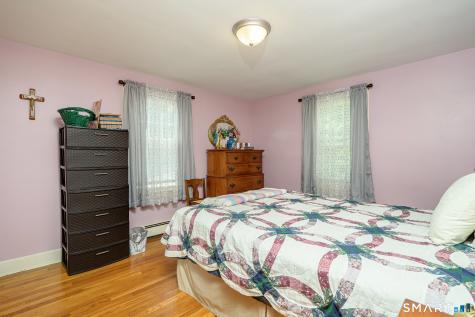 8 Norman Avenue Thompson CT 06277