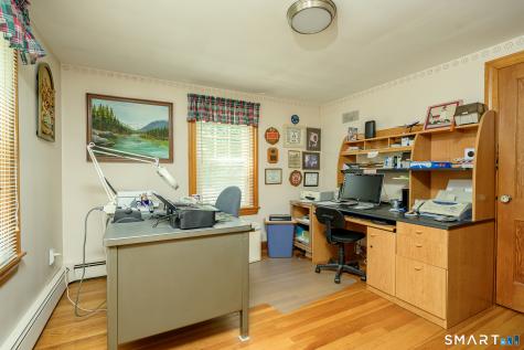 8 Norman Avenue Thompson CT 06277