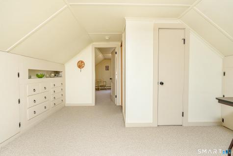 8 Norman Avenue Thompson CT 06277