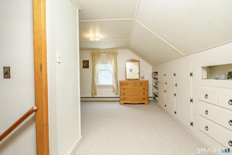 8 Norman Avenue Thompson CT 06277