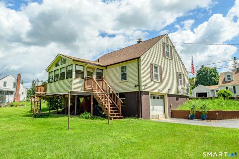 8 Norman Avenue Thompson CT 06277