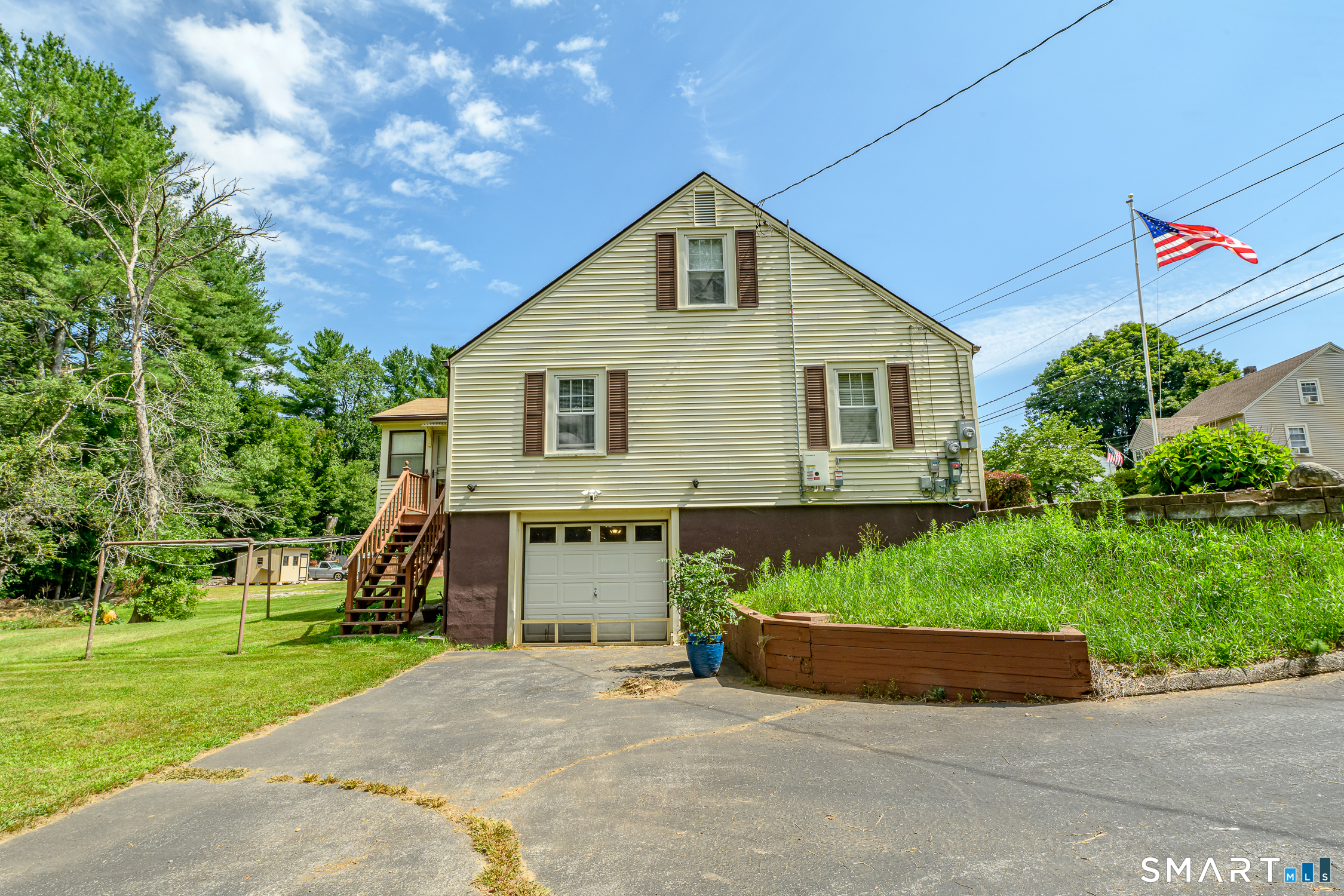8 Norman Avenue Thompson CT 06277