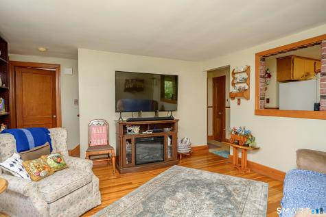 8 Norman Avenue Thompson CT 06277