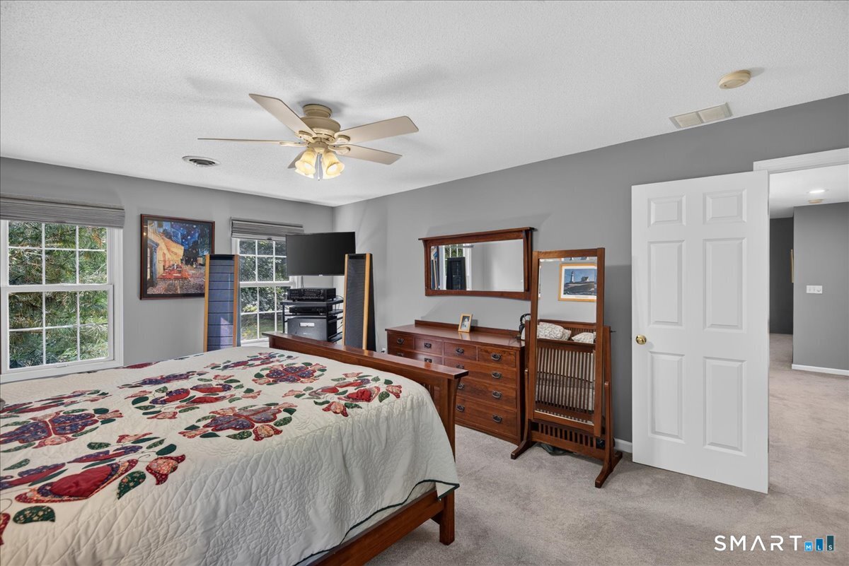 80 Autumn Court Cheshire CT 06410