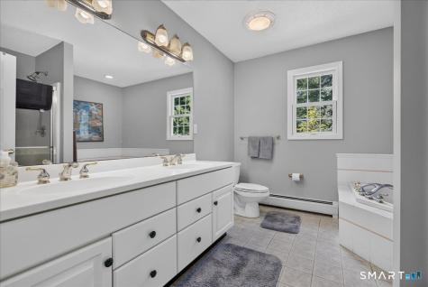 80 Autumn Court Cheshire CT 06410