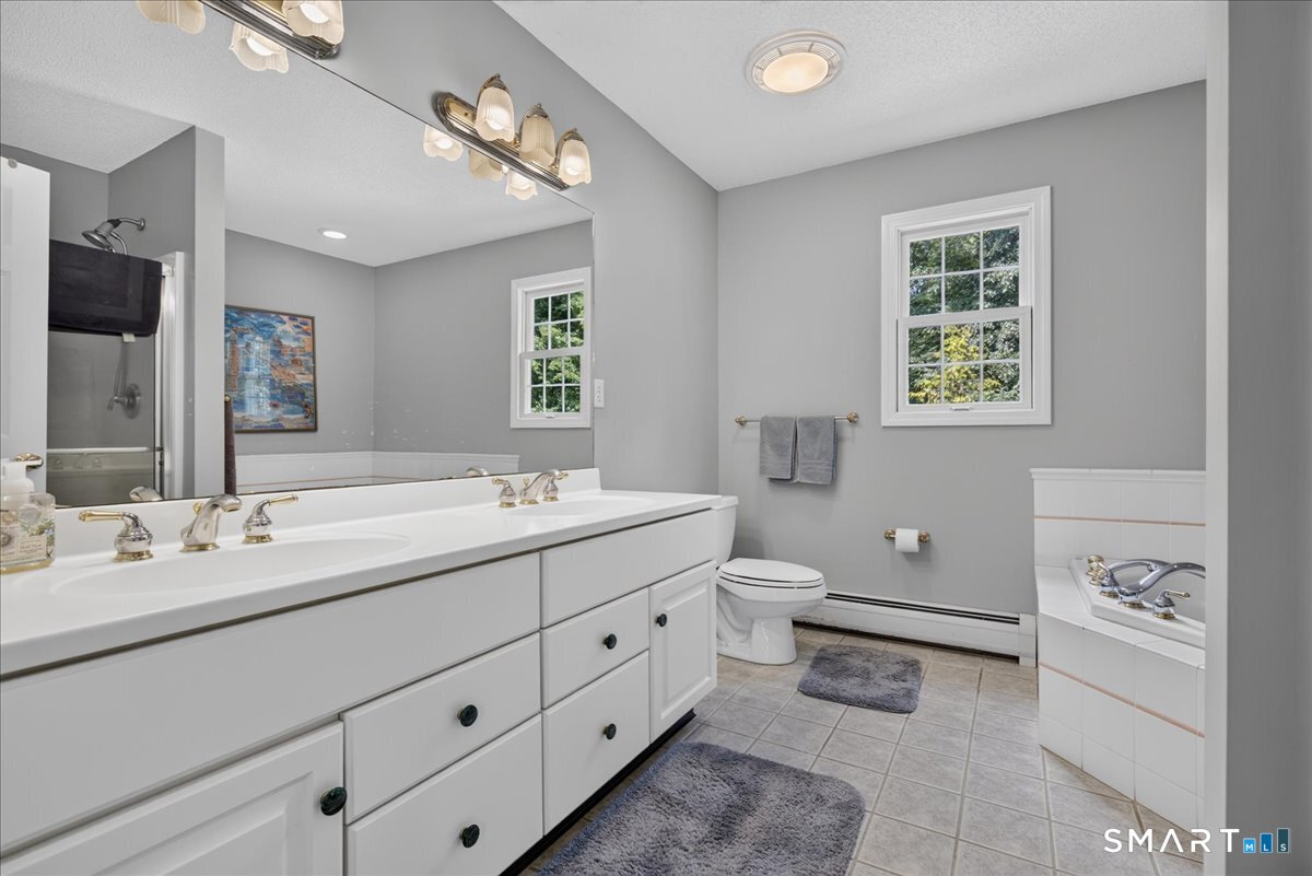 80 Autumn Court Cheshire CT 06410