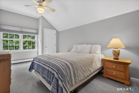 80 Autumn Court Cheshire CT 06410