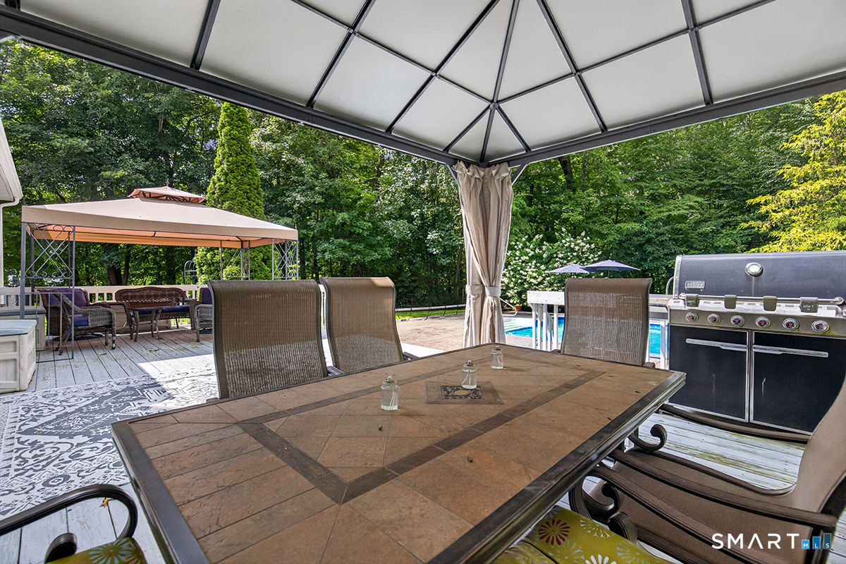 80 Autumn Court Cheshire CT 06410