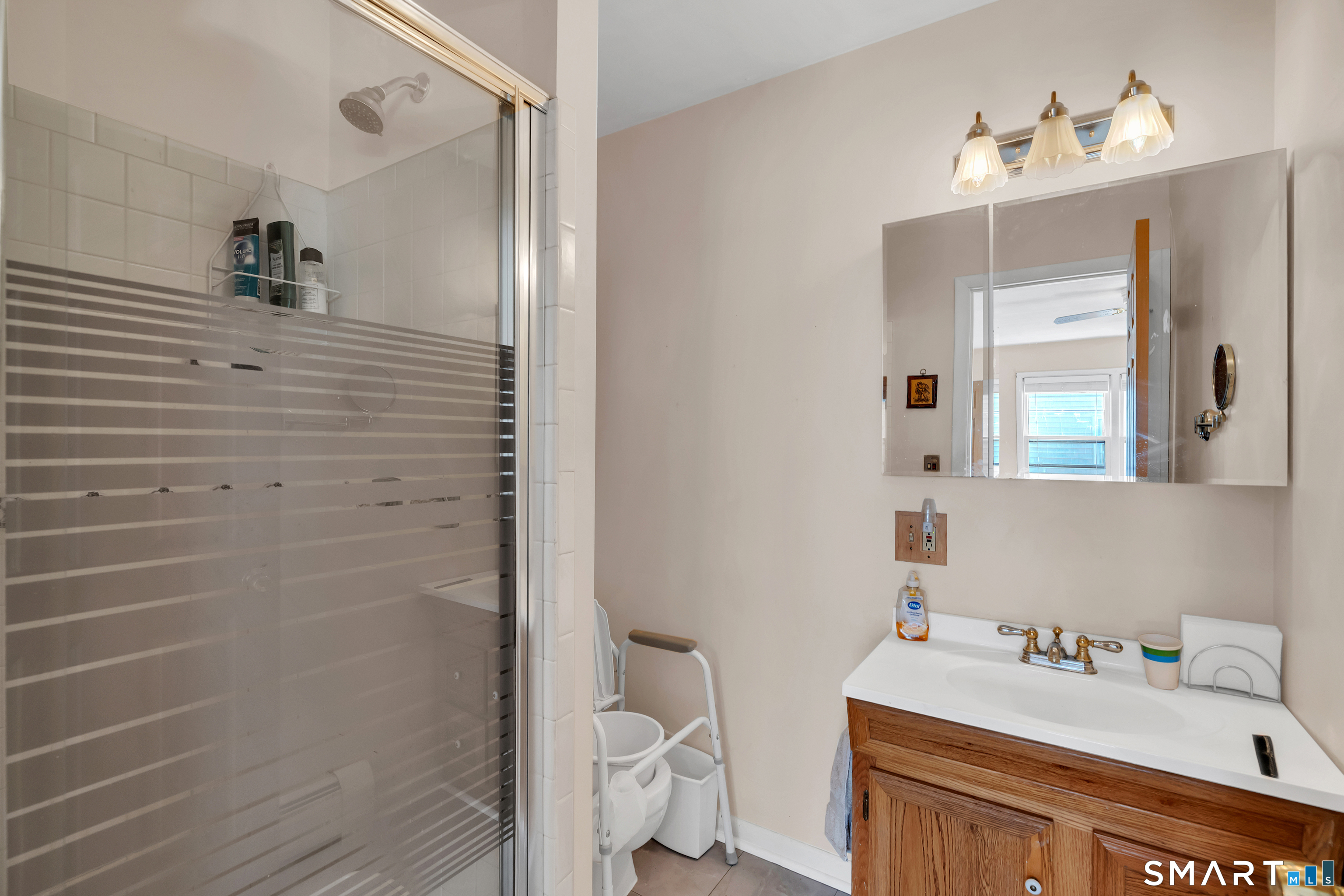 36 Clinton Street Trumbull CT 06611