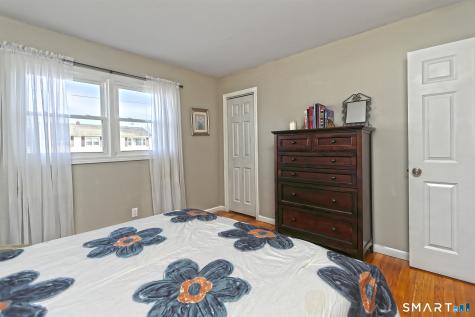 53 Pheasant Road West Haven CT 06516
