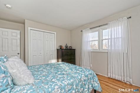 53 Pheasant Road West Haven CT 06516