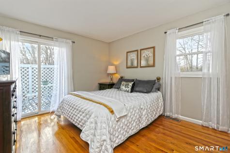 53 Pheasant Road West Haven CT 06516
