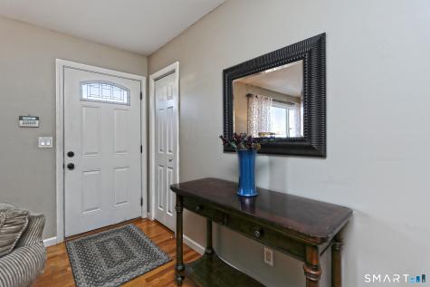 53 Pheasant Road West Haven CT 06516