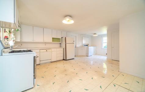 24 Homecrest Drive Berlin CT 06037