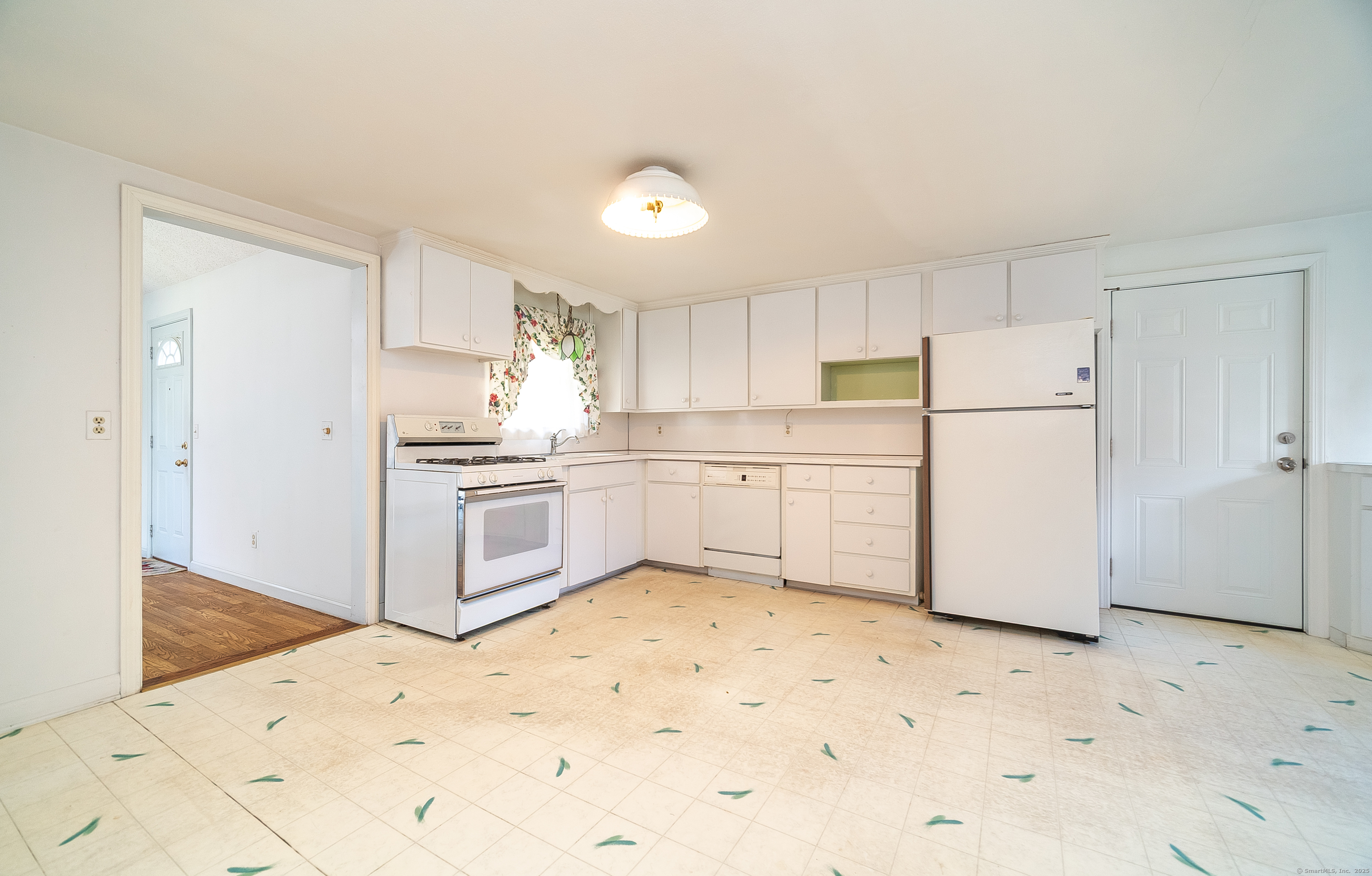 24 Homecrest Drive Berlin CT 06037