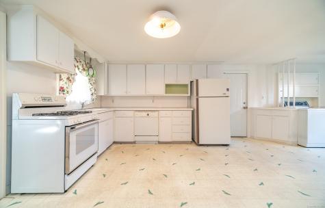 24 Homecrest Drive Berlin CT 06037