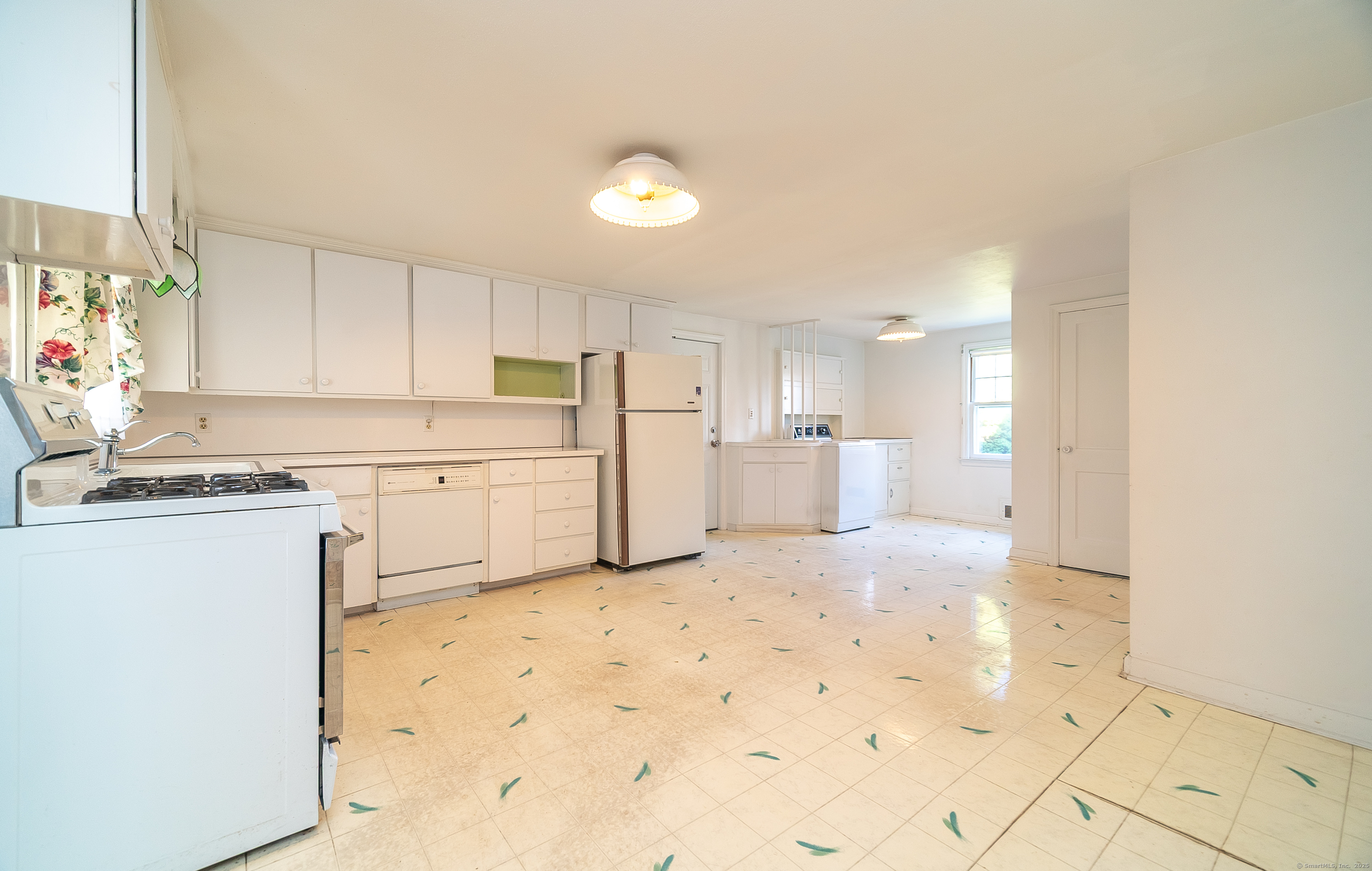 24 Homecrest Drive Berlin CT 06037