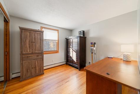 20 Chapman Road East Hampton CT 06424