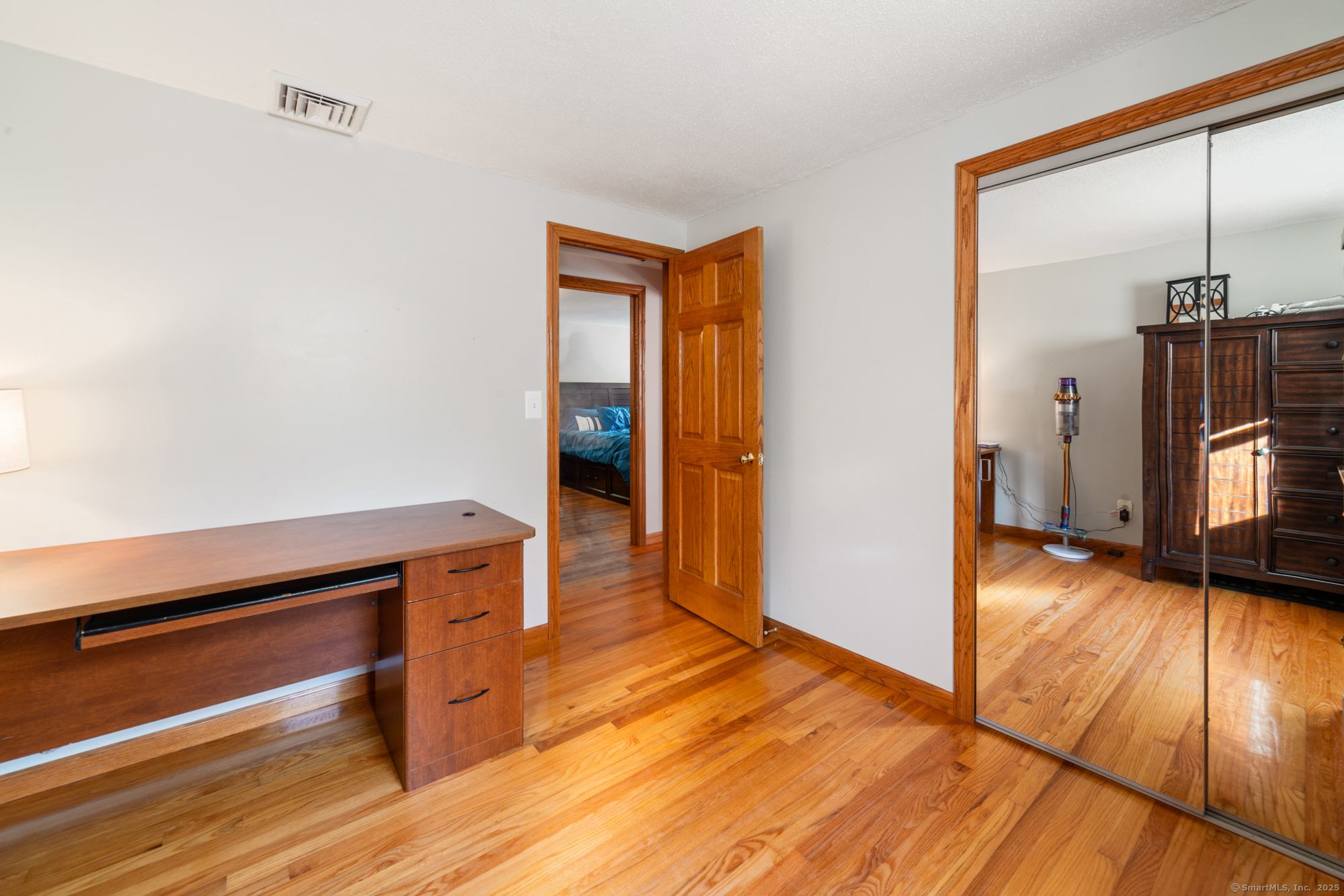 20 Chapman Road East Hampton CT 06424