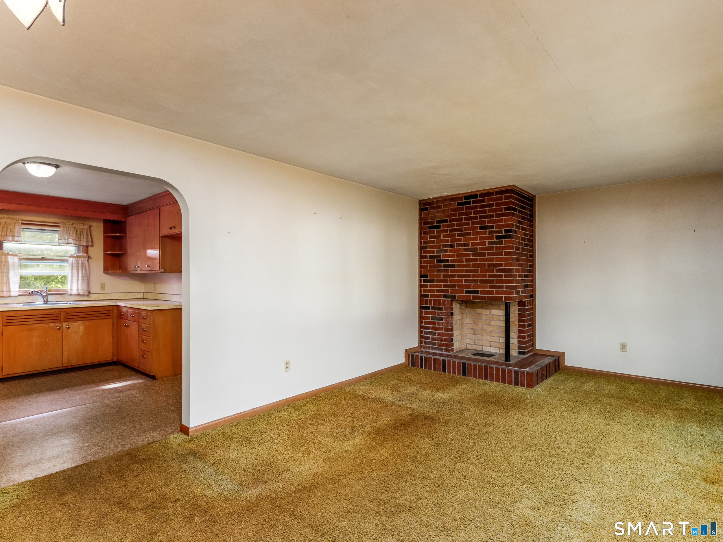 1175 South Curtis Street Wallingford CT 06492