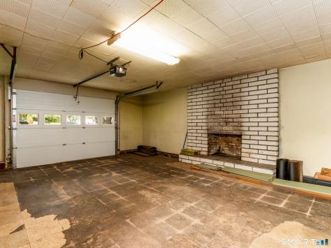 1175 South Curtis Street Wallingford CT 06492