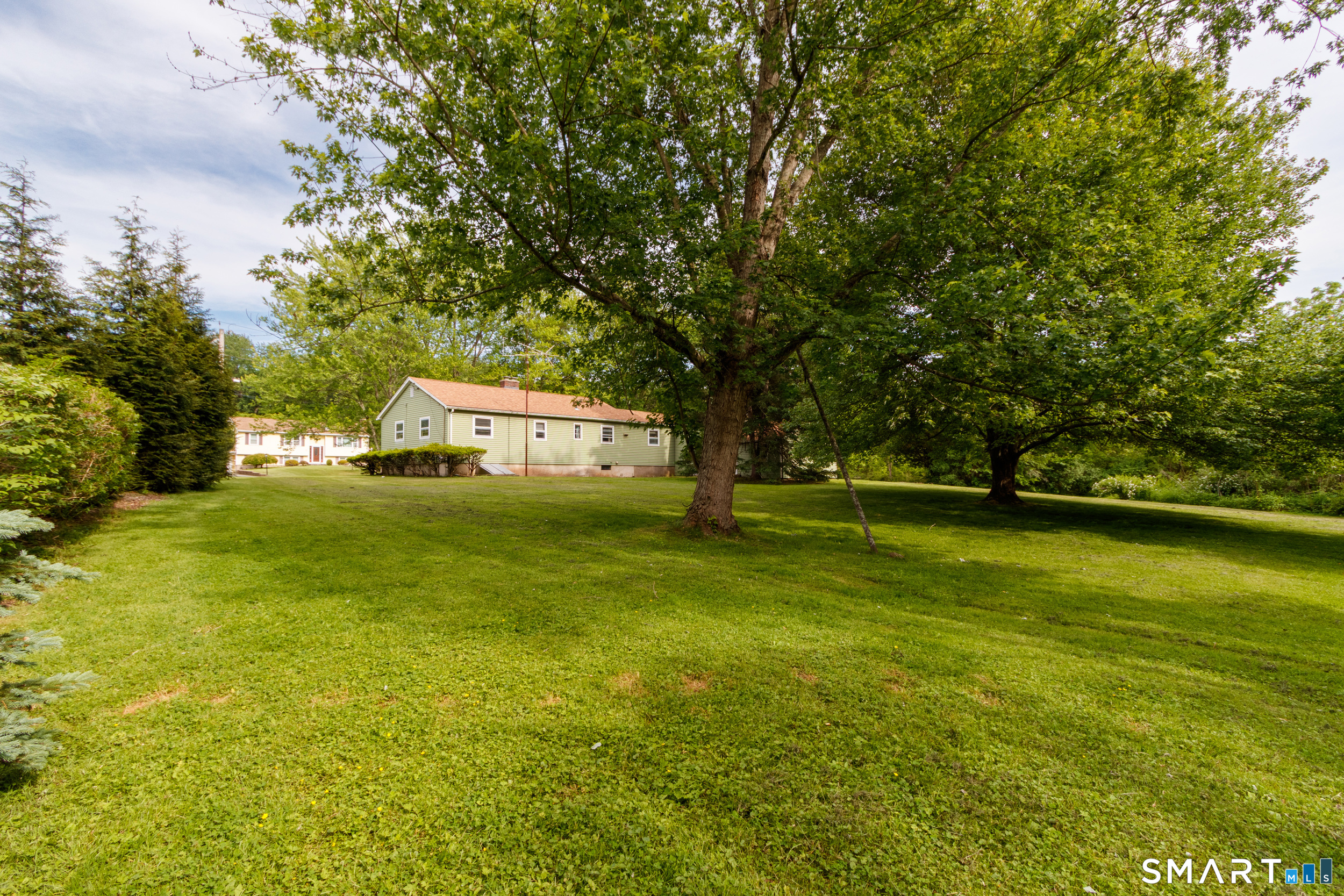 1175 South Curtis Street Wallingford CT 06492
