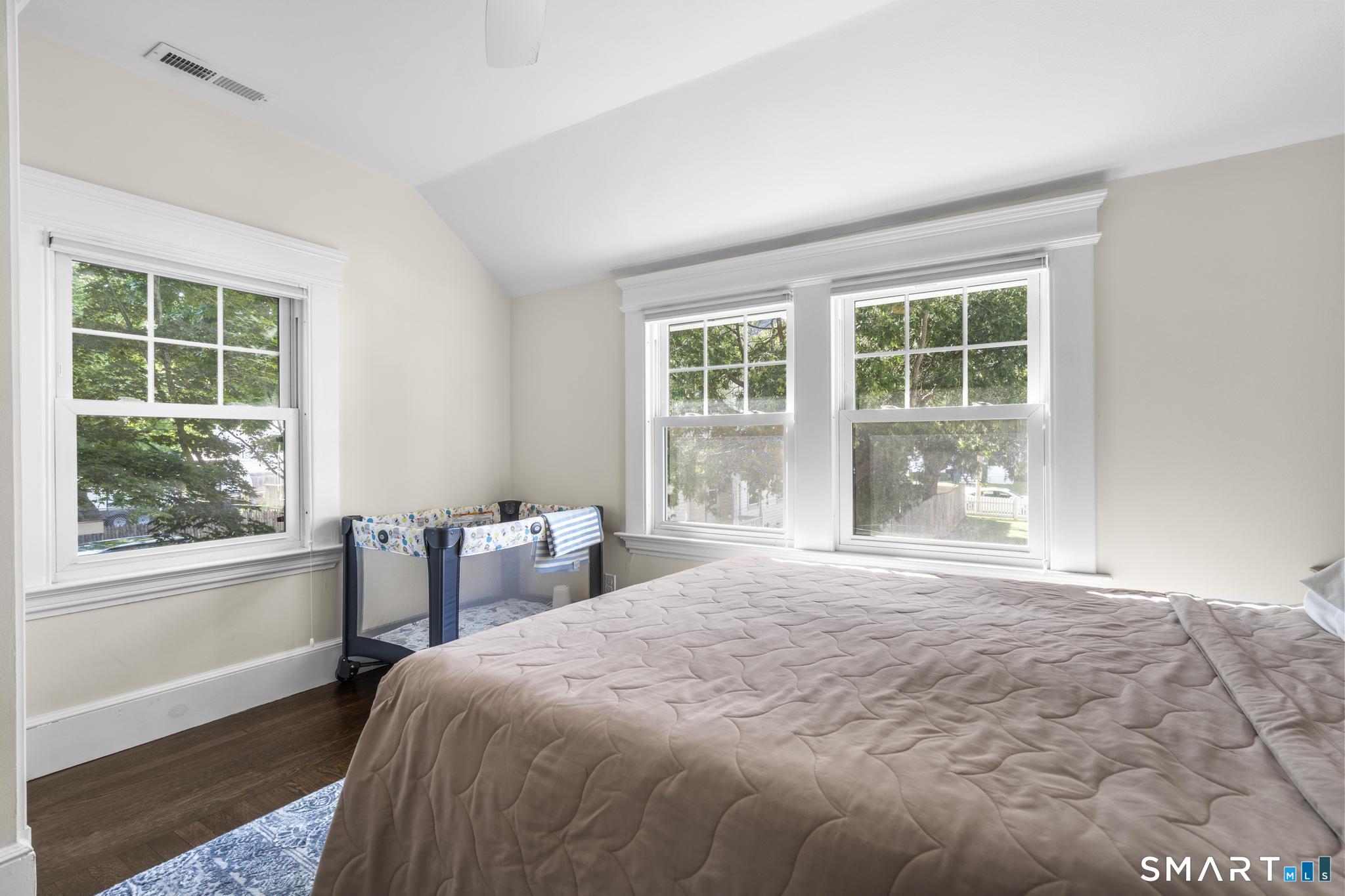 20 Bradley Avenue Branford CT 06405
