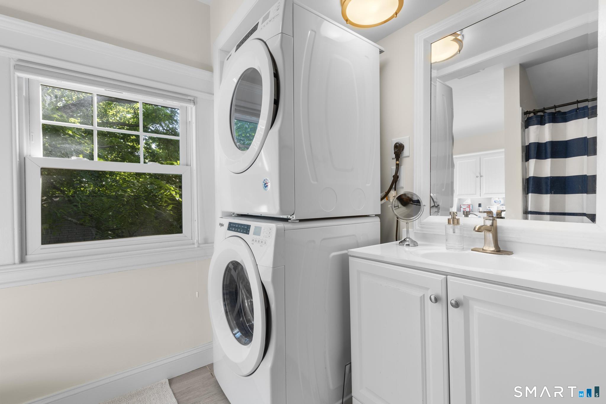 20 Bradley Avenue Branford CT 06405