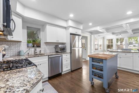 20 Bradley Avenue Branford CT 06405