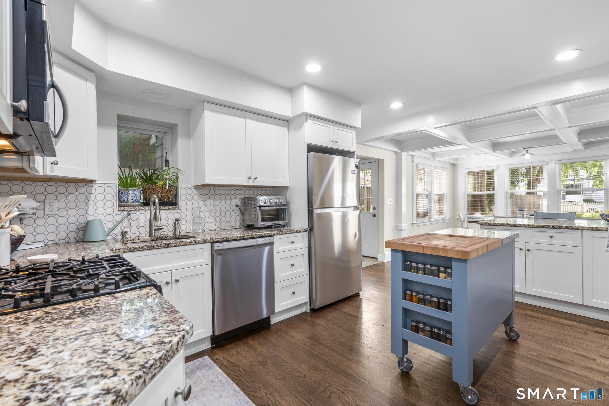 20 Bradley Avenue Branford CT 06405
