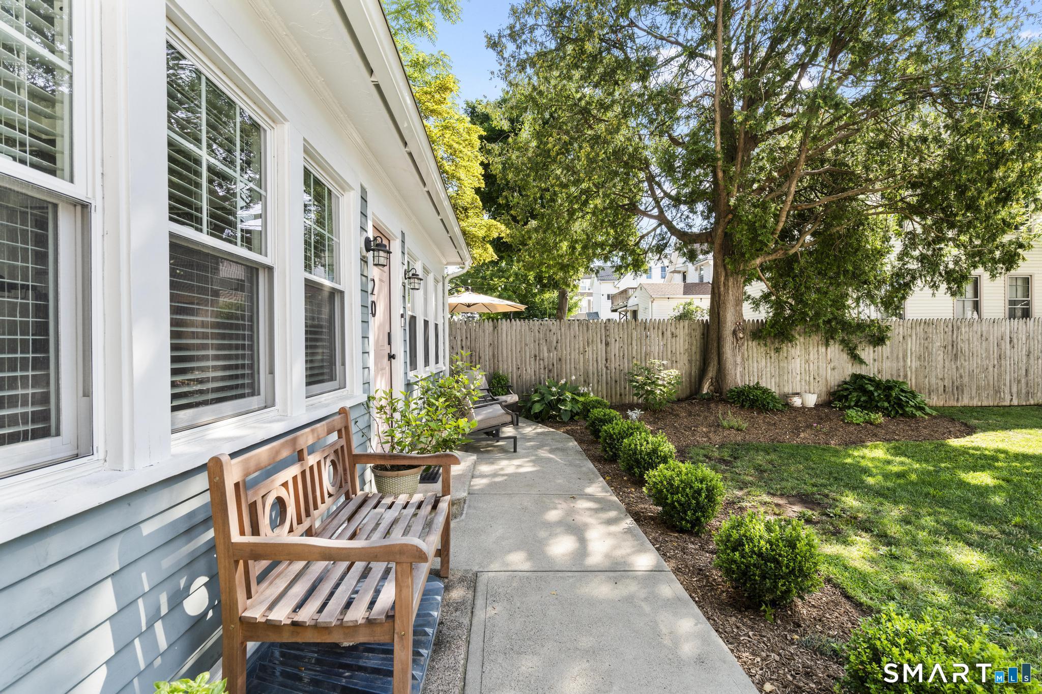 20 Bradley Avenue Branford CT 06405