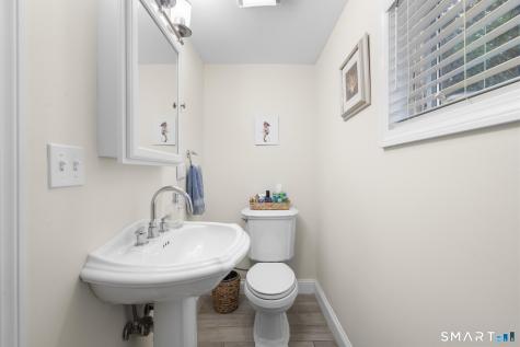 20 Bradley Avenue Branford CT 06405