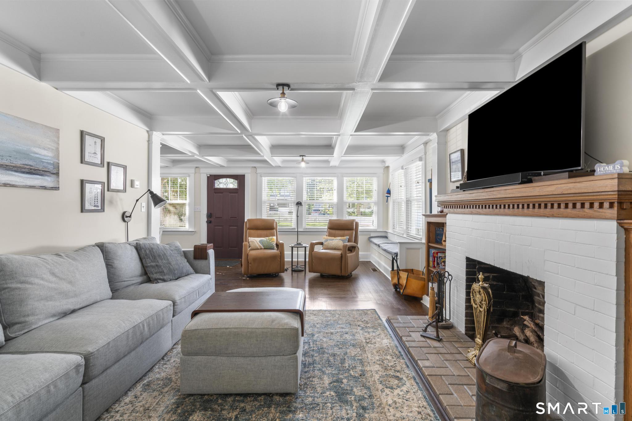 20 Bradley Avenue Branford CT 06405