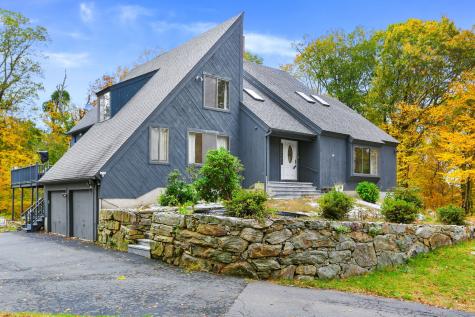 22 Ledgewood Road Redding CT 06896