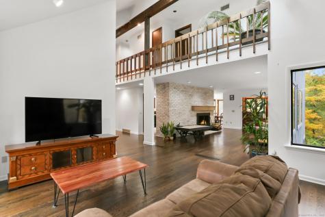 22 Ledgewood Road Redding CT 06896