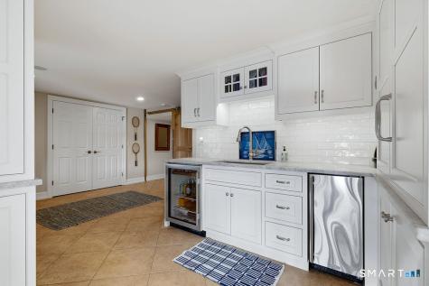 77 Joshua Lane Lyme CT 06371