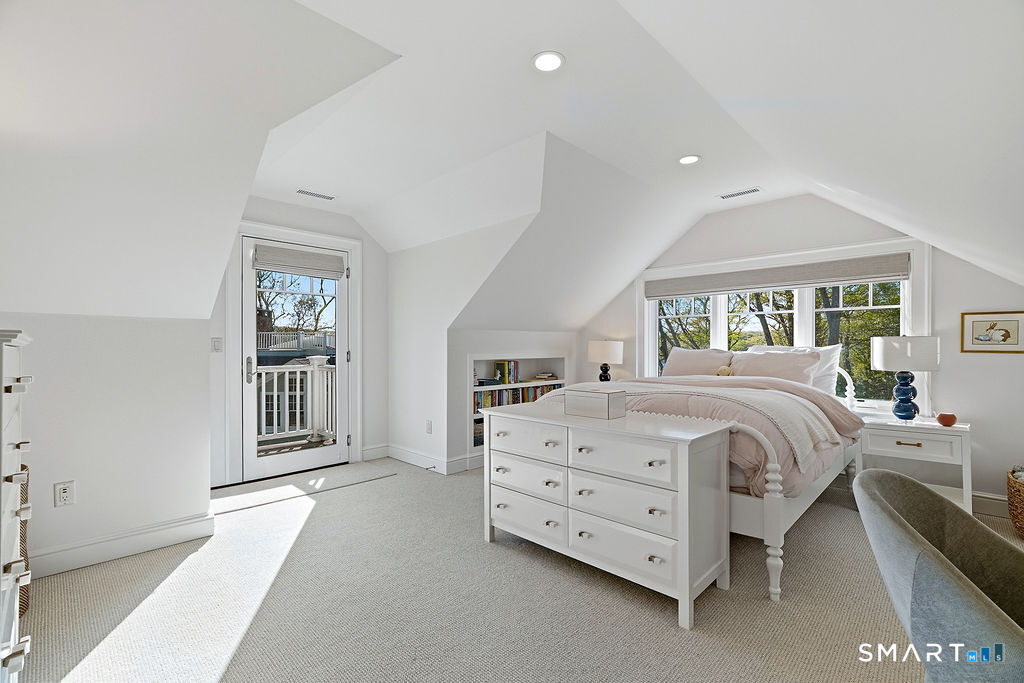 77 Joshua Lane Lyme CT 06371