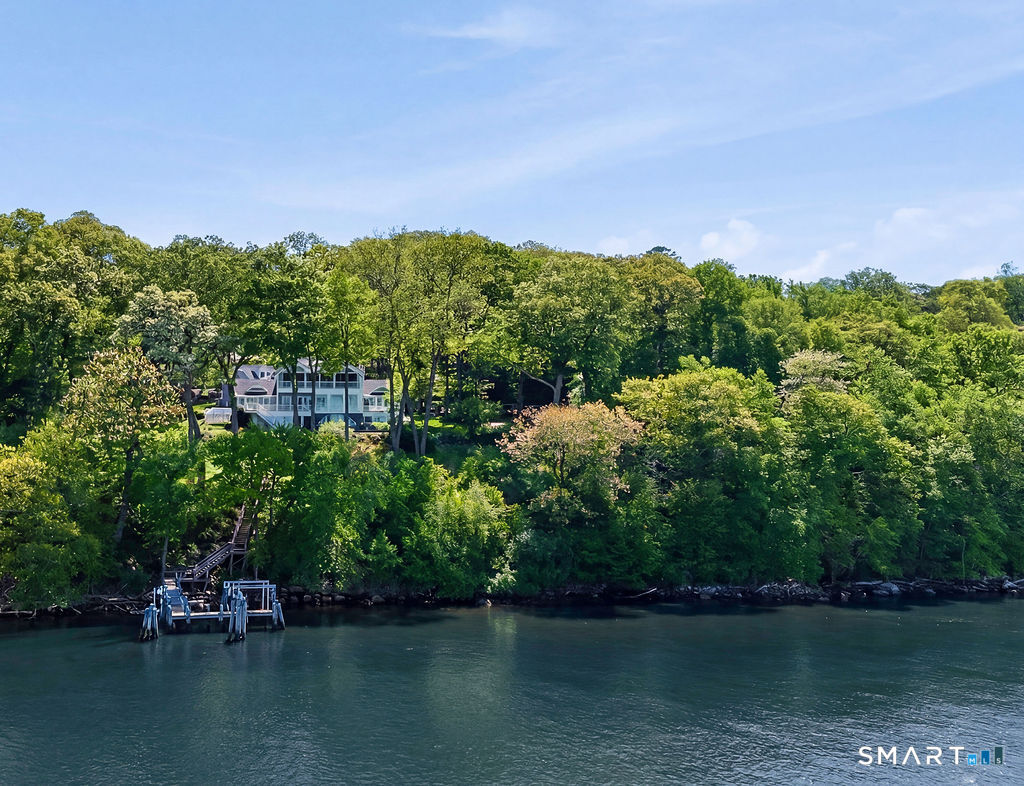 77 Joshua Lane Lyme CT 06371