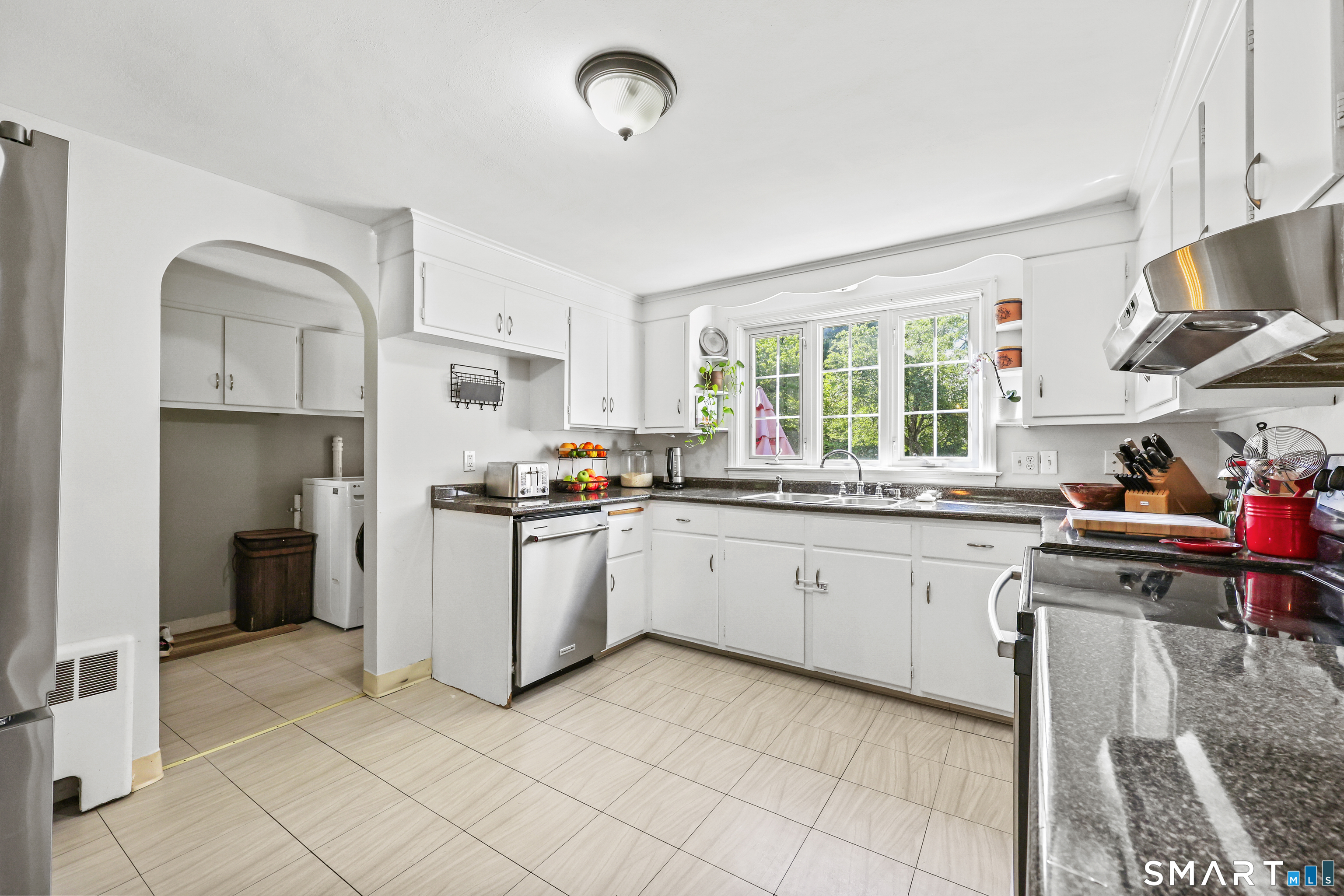 73 Longlane Road West Hartford CT 06117