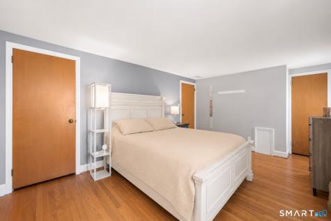 73 Longlane Road West Hartford CT 06117