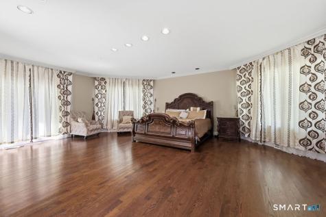 54 Kenmore Road Bloomfield CT 06002