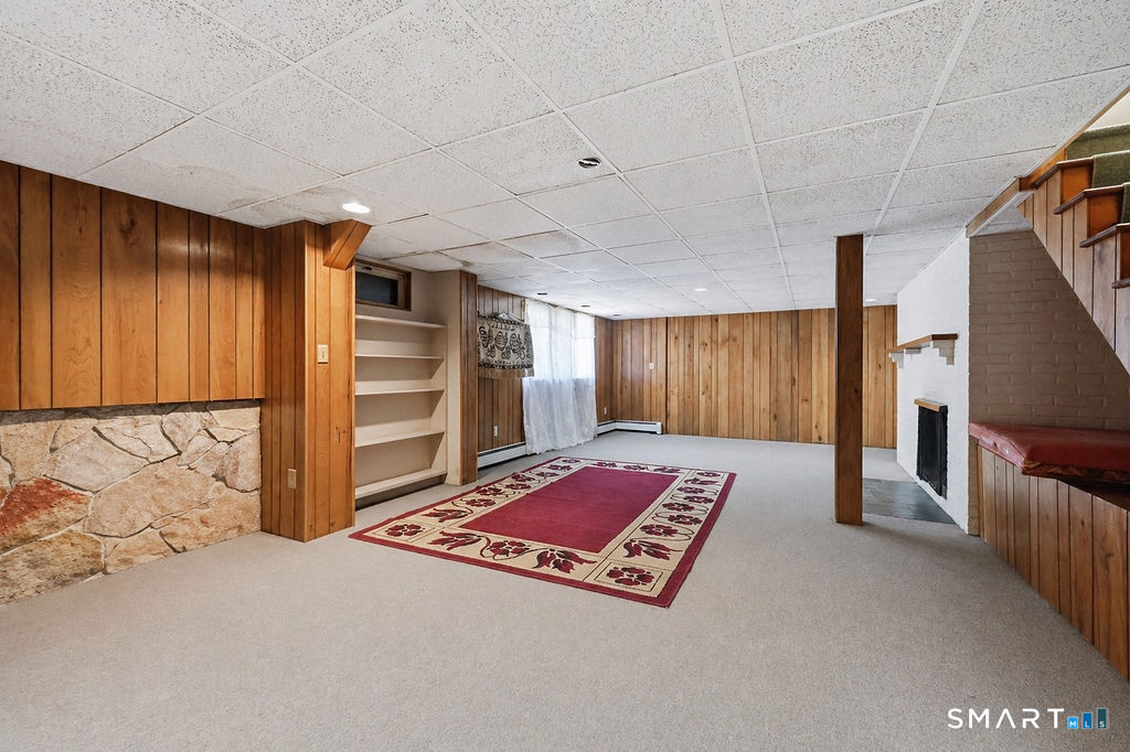 54 Kenmore Road Bloomfield CT 06002