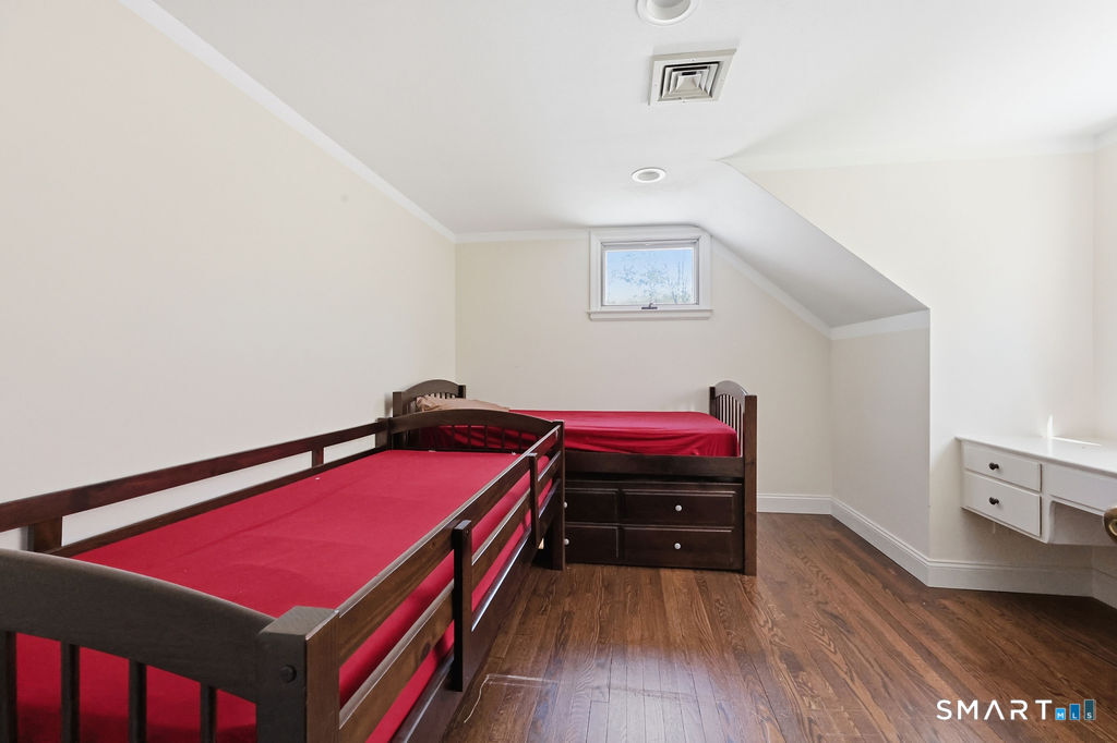 54 Kenmore Road Bloomfield CT 06002